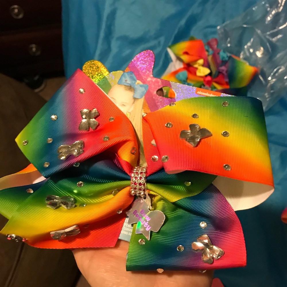 JoJo Siwa Bow